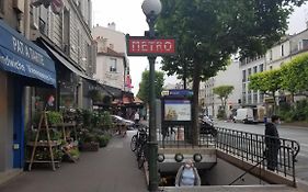 Studio au metro Berault et RER Vincennes